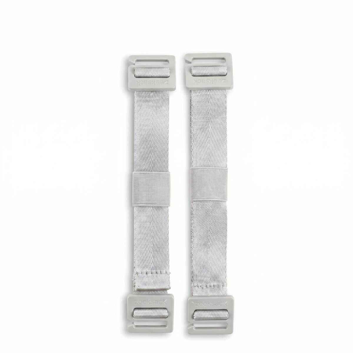 Twee Zeeksack Activity Straps i Mist Grey tegen een witte achtergrond